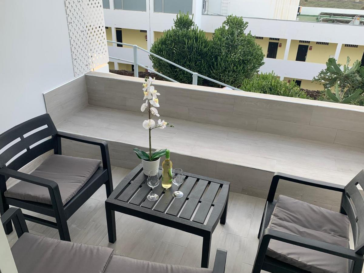 Mom Conchi Apartment *